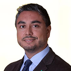 Dr. Cristian R. Chávez Pizarro 